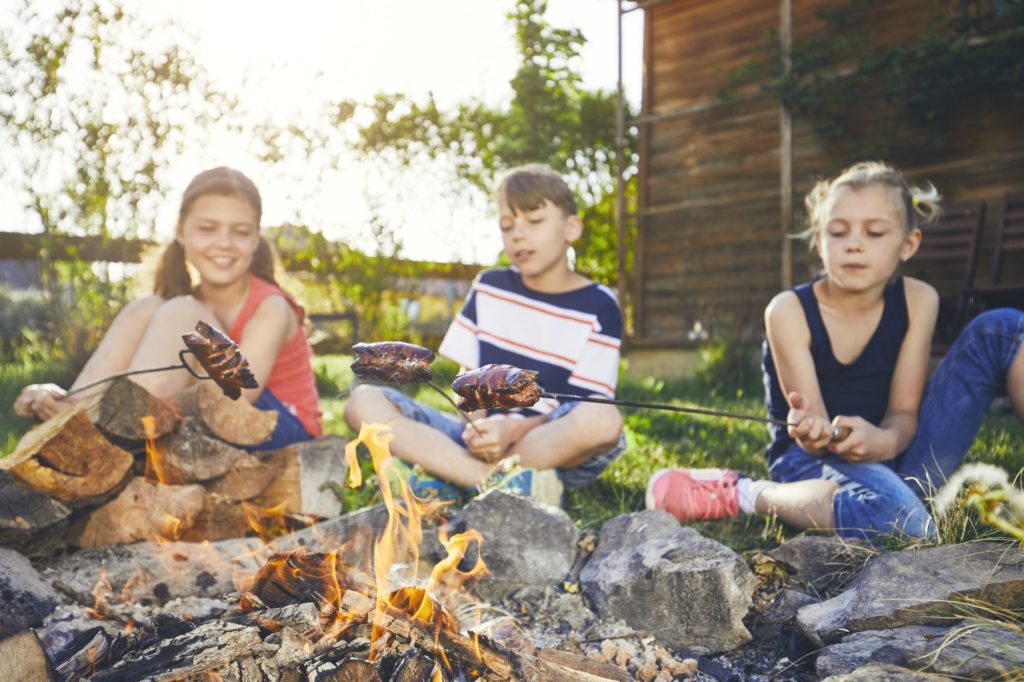 Children enjoy campfire